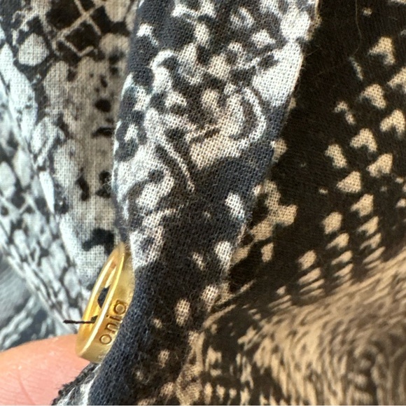Onia Vacation Snake-Print Coverup Shirt S - Picture 4 of 8